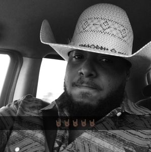 Meet your Posher, Victor